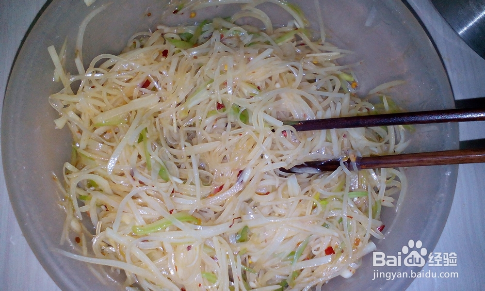 爽口开胃凉拌土豆丝的详细做法