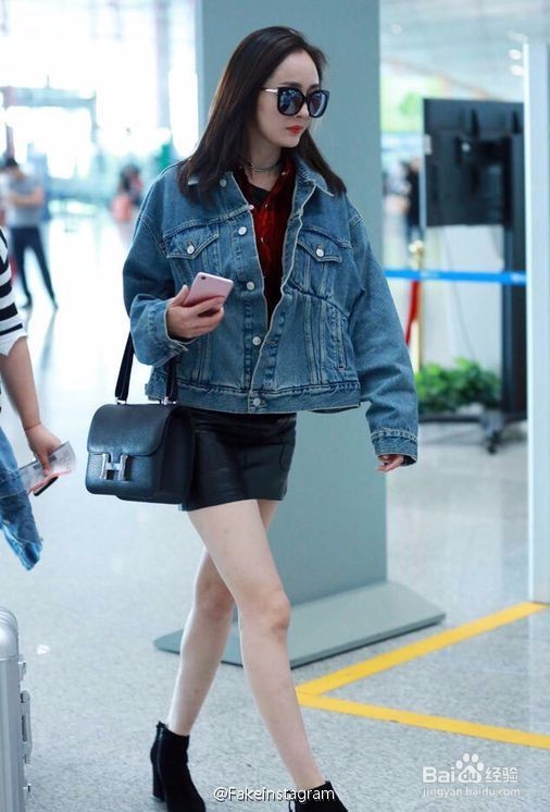 拉长身材比例的穿搭。