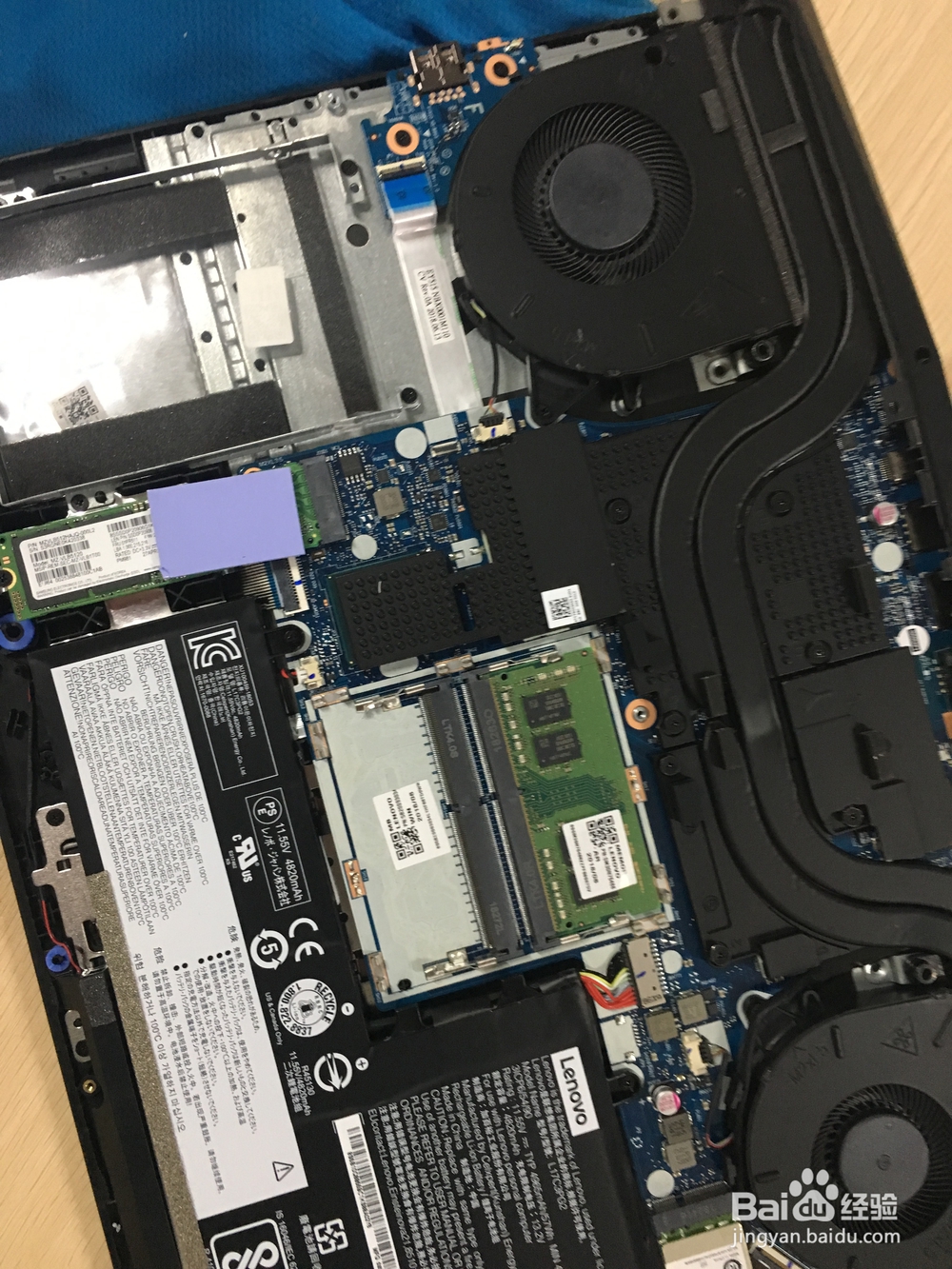 联想Y7000P,512G版拆机安装内存条