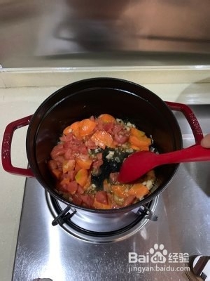 番茄海鲜什锦锅