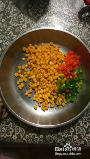 三彩椒盐玉米的做法