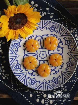 健康养生佳品迷你小南瓜的做法