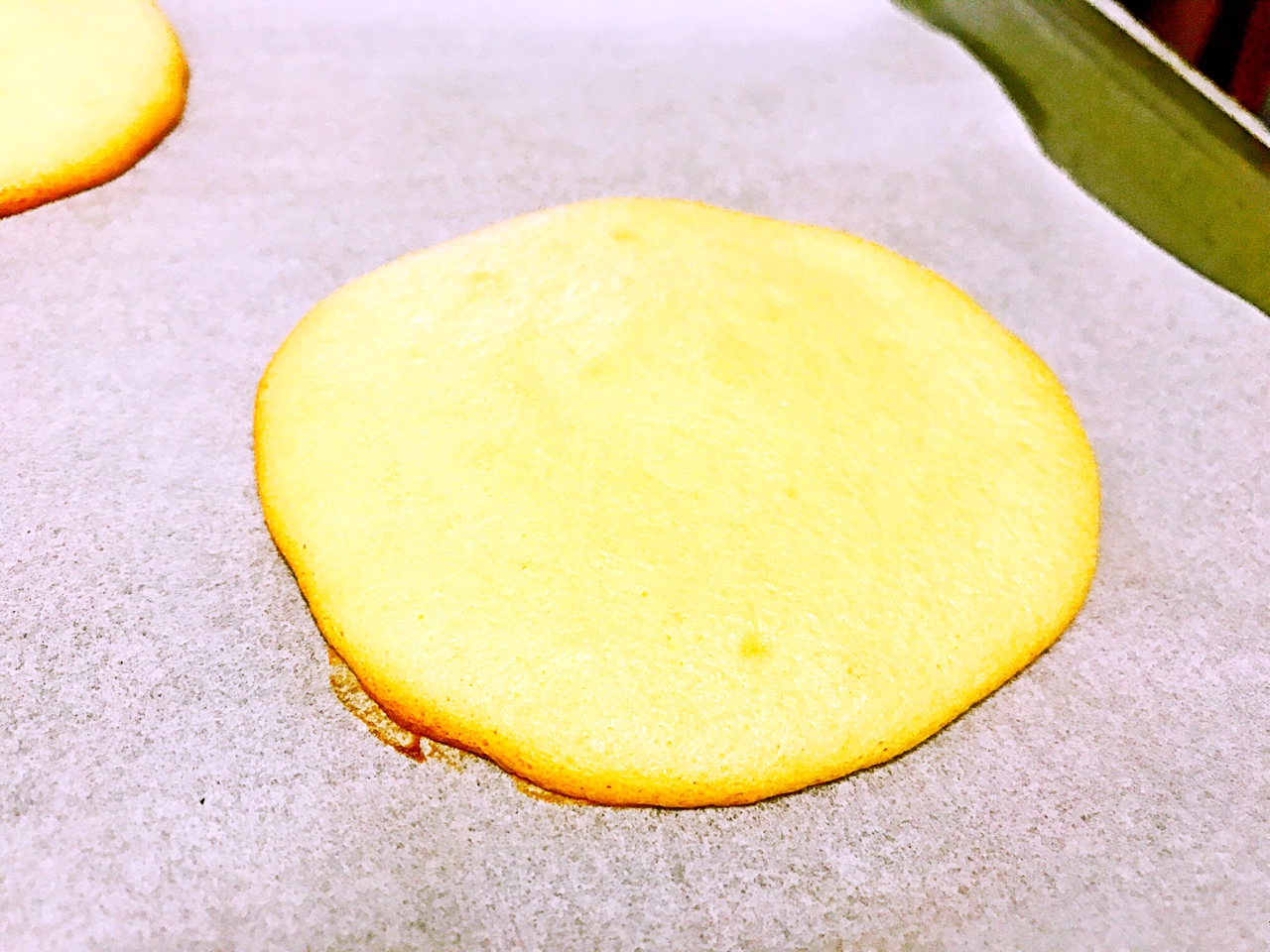 让我们一起学习改良版 草莓蛋糕的做法吧