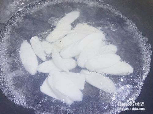 炒三鲜（芦笋淮山豌豆）的做法