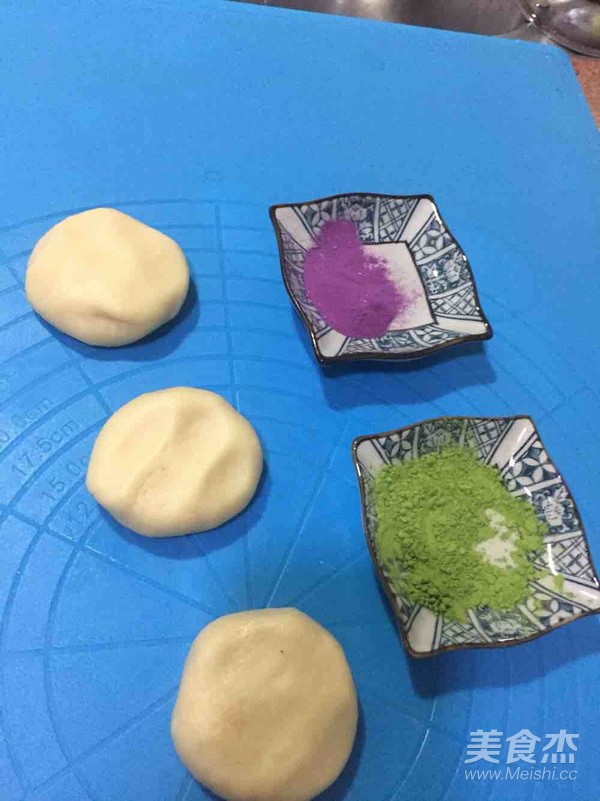 花式蛋黄酥的做法