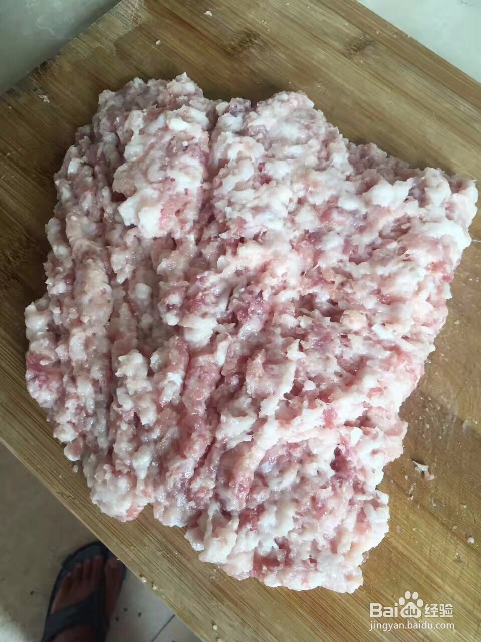 白菜猪肉水饺、韭菜猪肉水饺家常制作方法