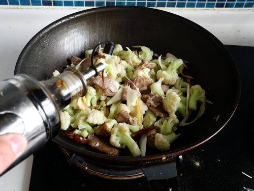 手把手教你做清脆可口的小炒菜花！