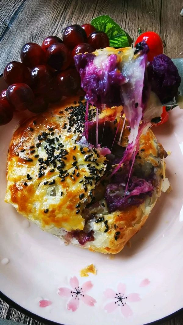 爆浆紫薯芝士饼