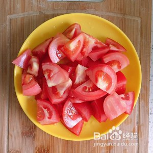 西红柿菌菇豆腐汤的做法