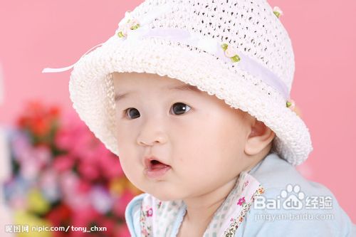 如何给宝宝物理降温