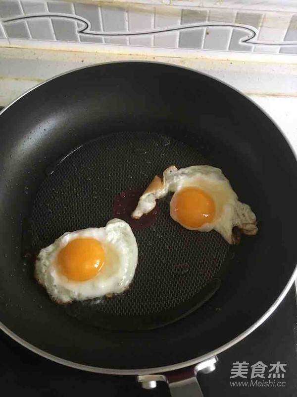 鸡蛋火腿三明治