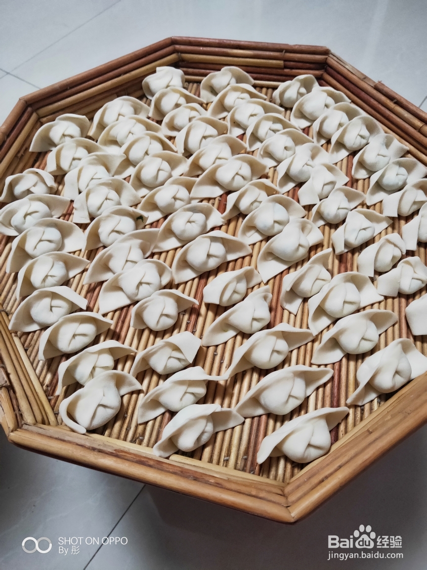 香香脆脆的猪肉荠菜饺子