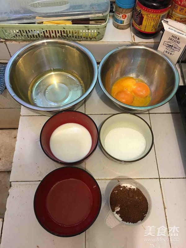 草莓奶油可可卷