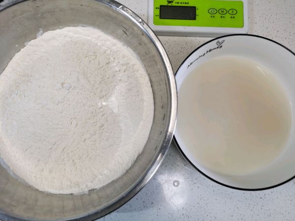 又见韭菜鸡蛋水煎包