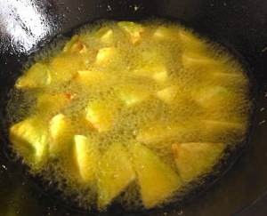 溜肉段烧茄子
