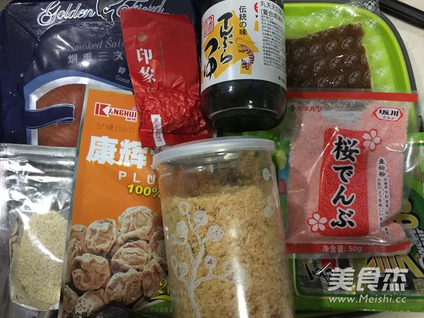 烟熏三文鱼茶泡饭