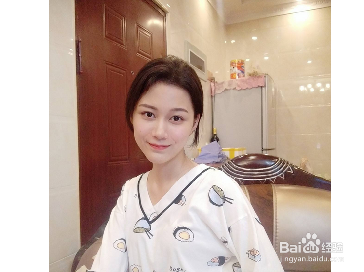 女生喜欢晒照片的理由有哪些?