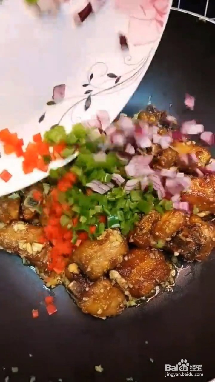 怎么做蒜香排骨