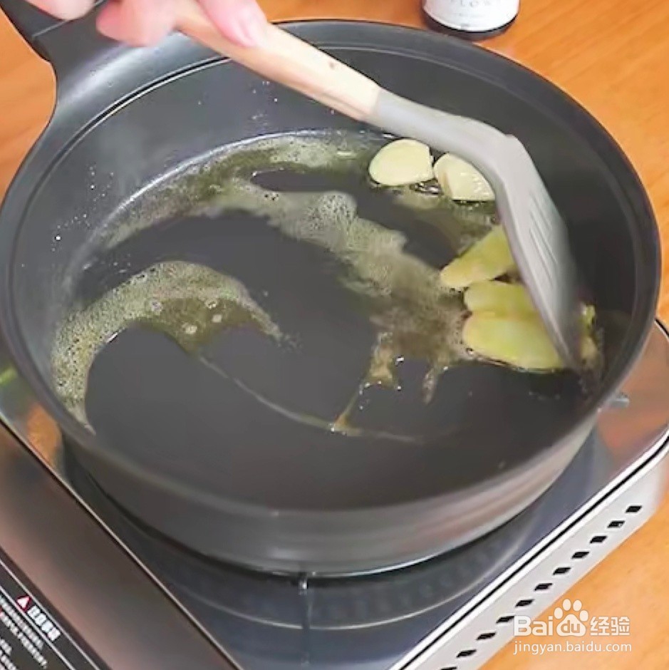 在家做香煎柠檬龙鱼的做法