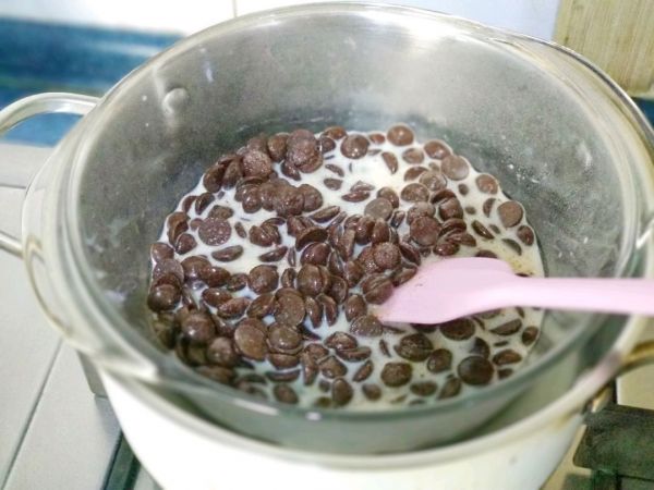 丝滑巧克力慕斯蛋糕