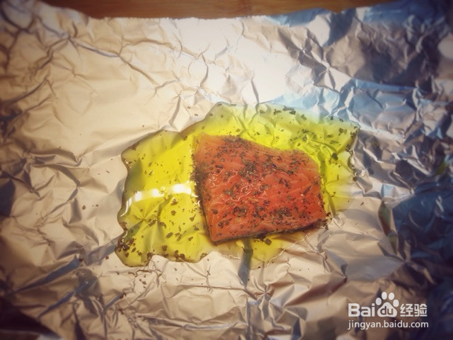 罗勒风味烤三文鱼的做法