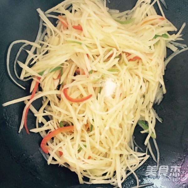 醋溜土豆丝的做法