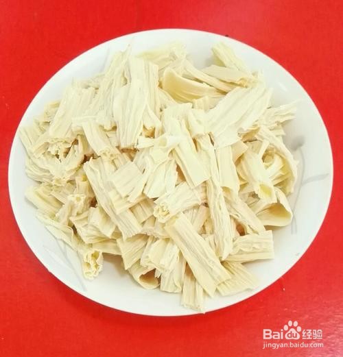 猪肉烧腐竹怎么做