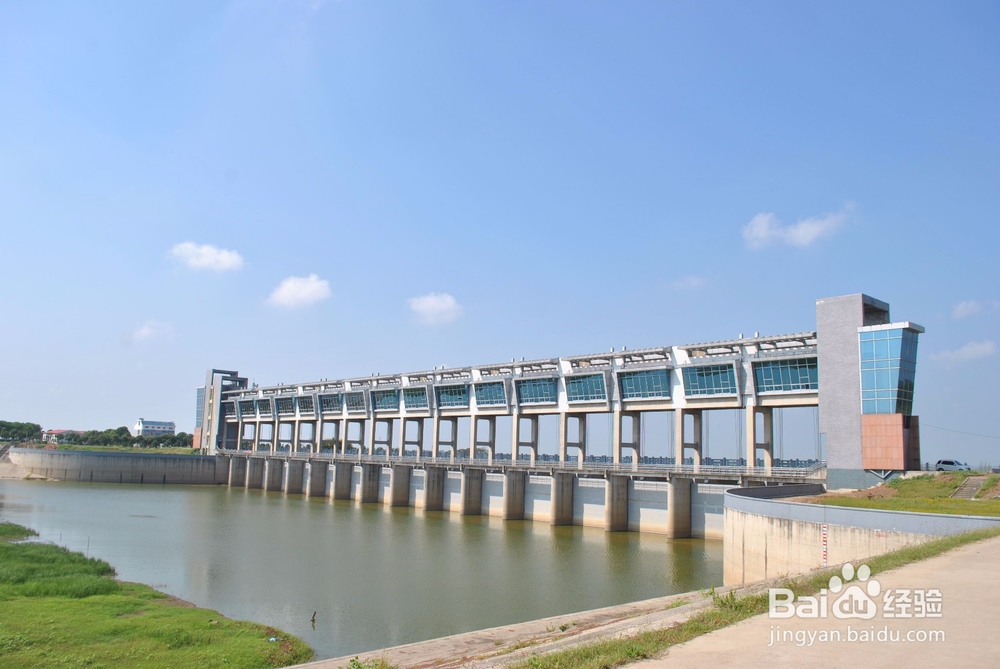 建筑总承包三级资质在哪办