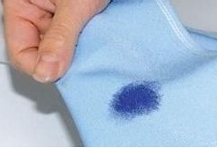 如何去除衣服上的另类污渍