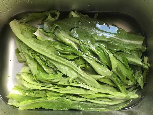 椒丝腐乳油麦菜炒肉丝