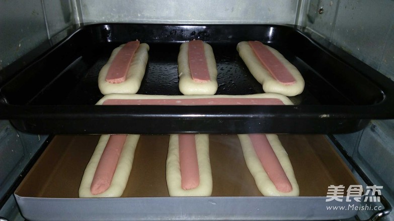 火腿卡仕达酱面包