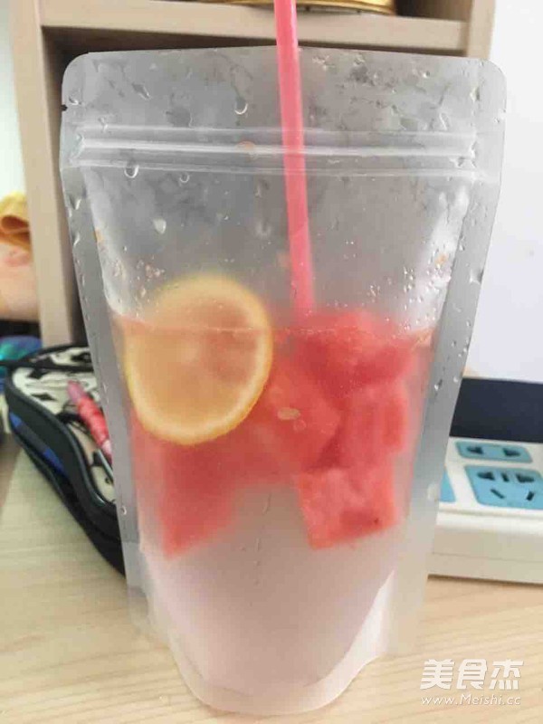 排毒果泡水的做法