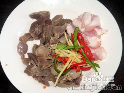 酸豆角炒肾片