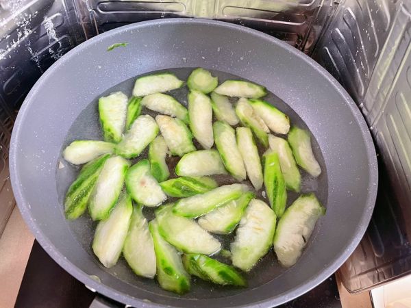 豆腐丝瓜白贝汤