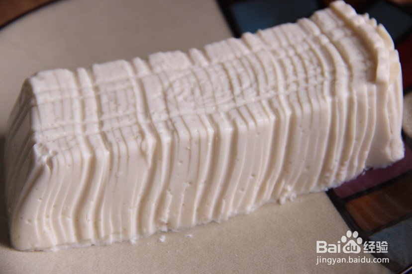 肉松皮蛋拌豆腐的做法