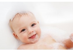 出生第一年，宝宝具备的能力