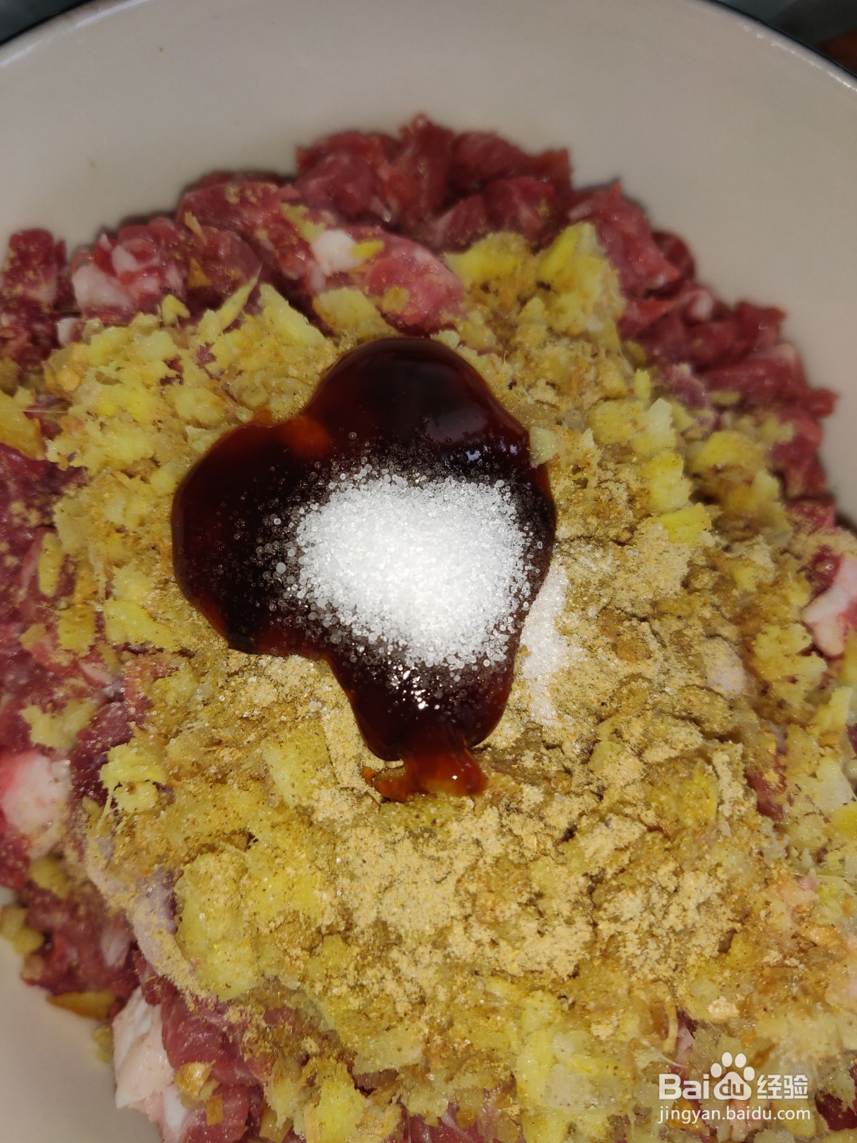 猪小肠做纯肉肠的步骤