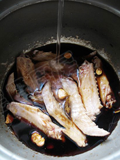 甘草罗汉果卤鸭翅