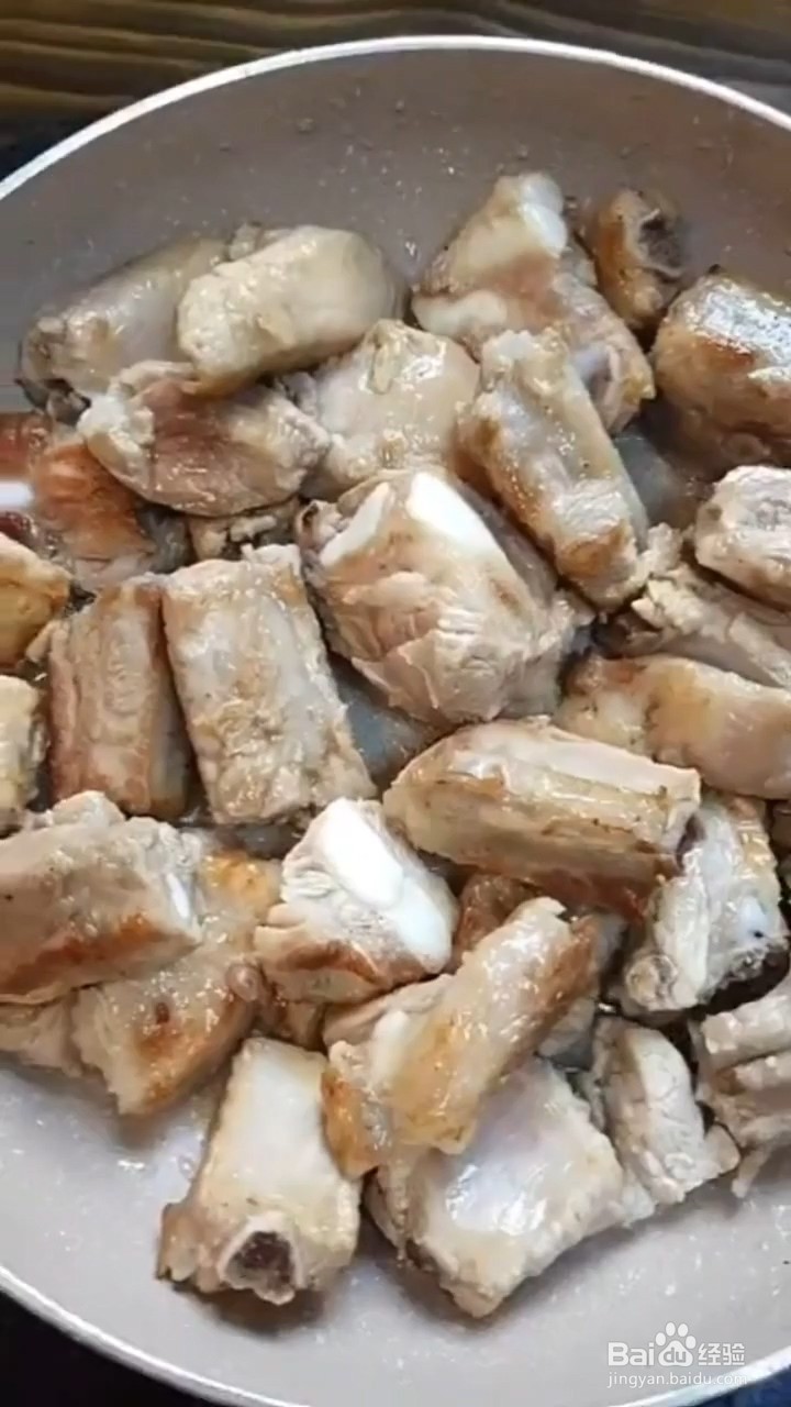 如何制作毛豆烧排骨