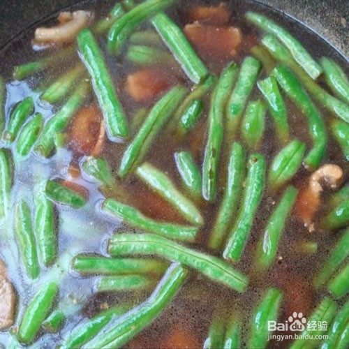 在家怎样做豆角焖面条好吃