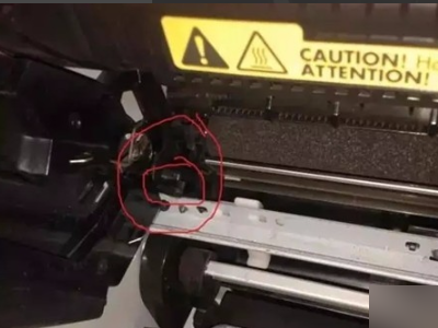 兄弟DCP-7030打印机硒鼓取不出来