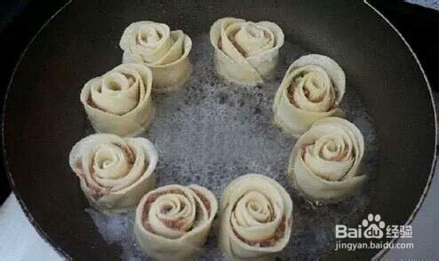 简简单单做玫瑰饺子