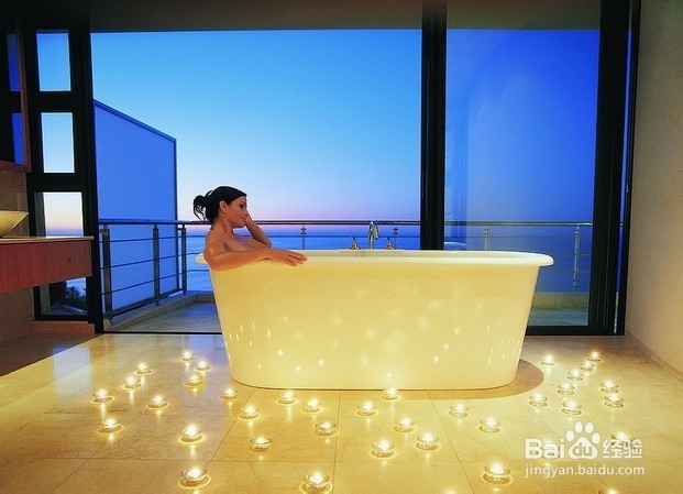 巧用粗盐洗出娇嫩雪白肌肤