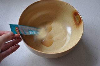 金丝玉米面条的做法