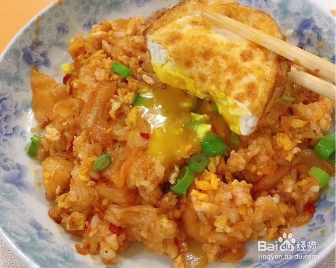 怎么做辣白菜炒饭