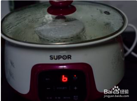 白胡椒猪肚鸡蛋煲