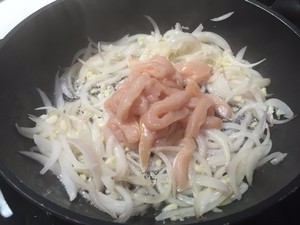 黑椒鸡丝意面怎么做？鱼香肉丝版意大利面教程