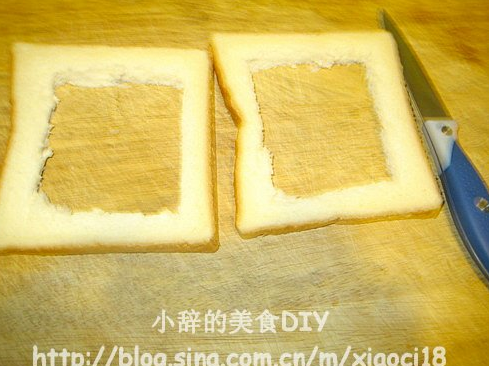 煎蛋火腿三明治