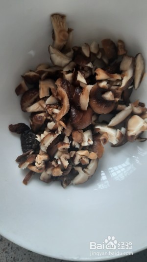 青菜香菇炒油条
