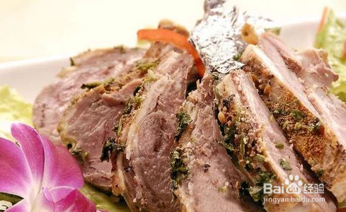 在饮食方面老年人需要注意哪些方面？